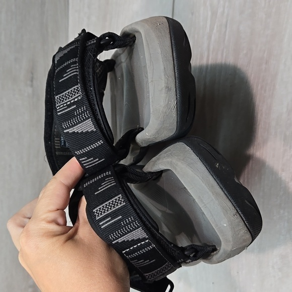 Teva Mens Outdoor Hook&loop Sandals shoes sz 11